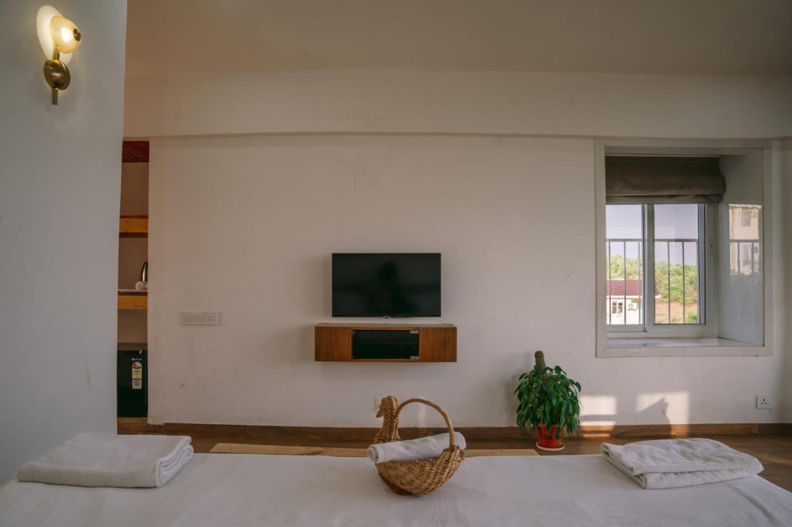 Eshi Resorts And Restaurant - Bhimashankars Jungle Luxury Resort Taleghar Exterior foto