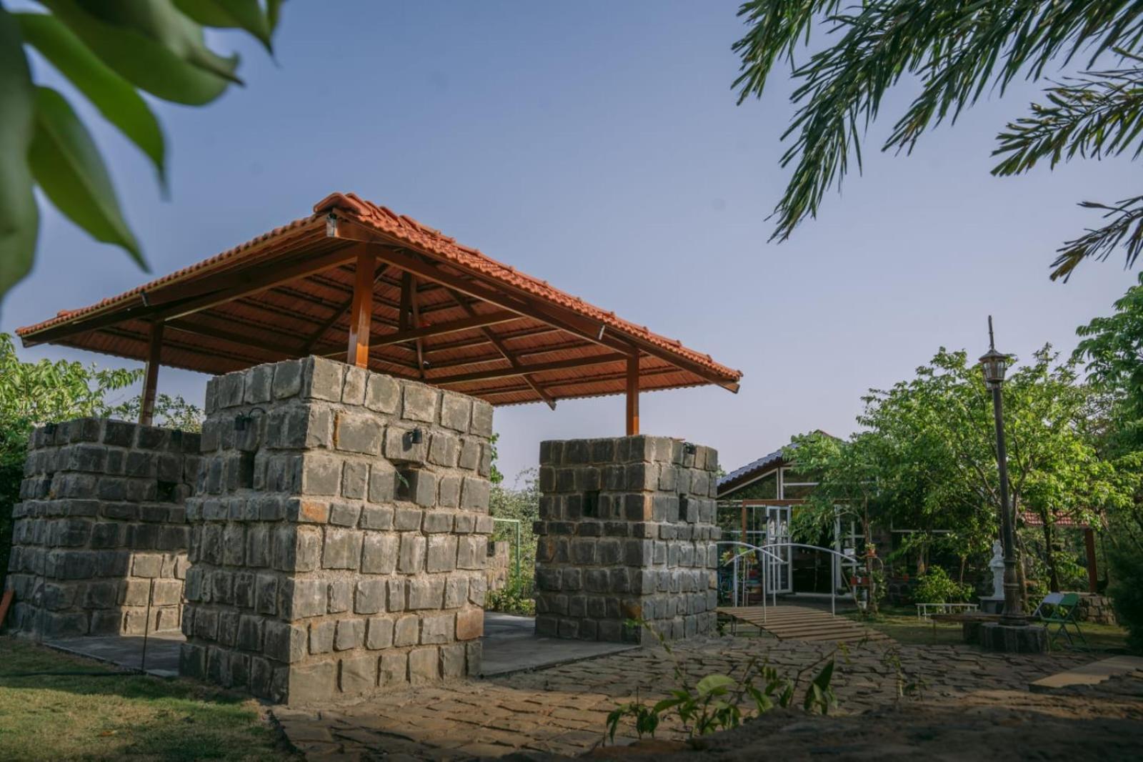 Eshi Resorts And Restaurant - Bhimashankars Jungle Luxury Resort Taleghar Exterior foto