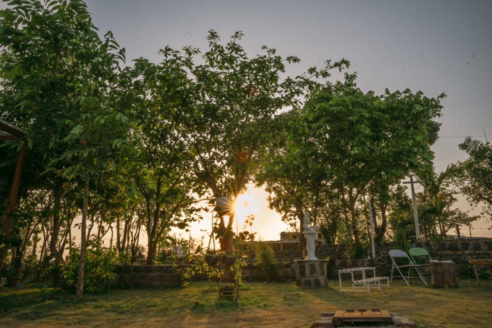 Eshi Resorts And Restaurant - Bhimashankars Jungle Luxury Resort Taleghar Exterior foto